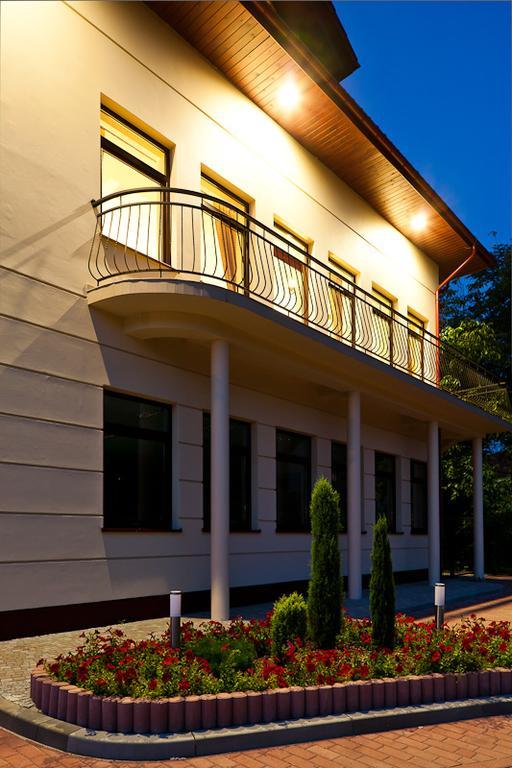 Hotel Podzamcze Dobczyce Exterior foto
